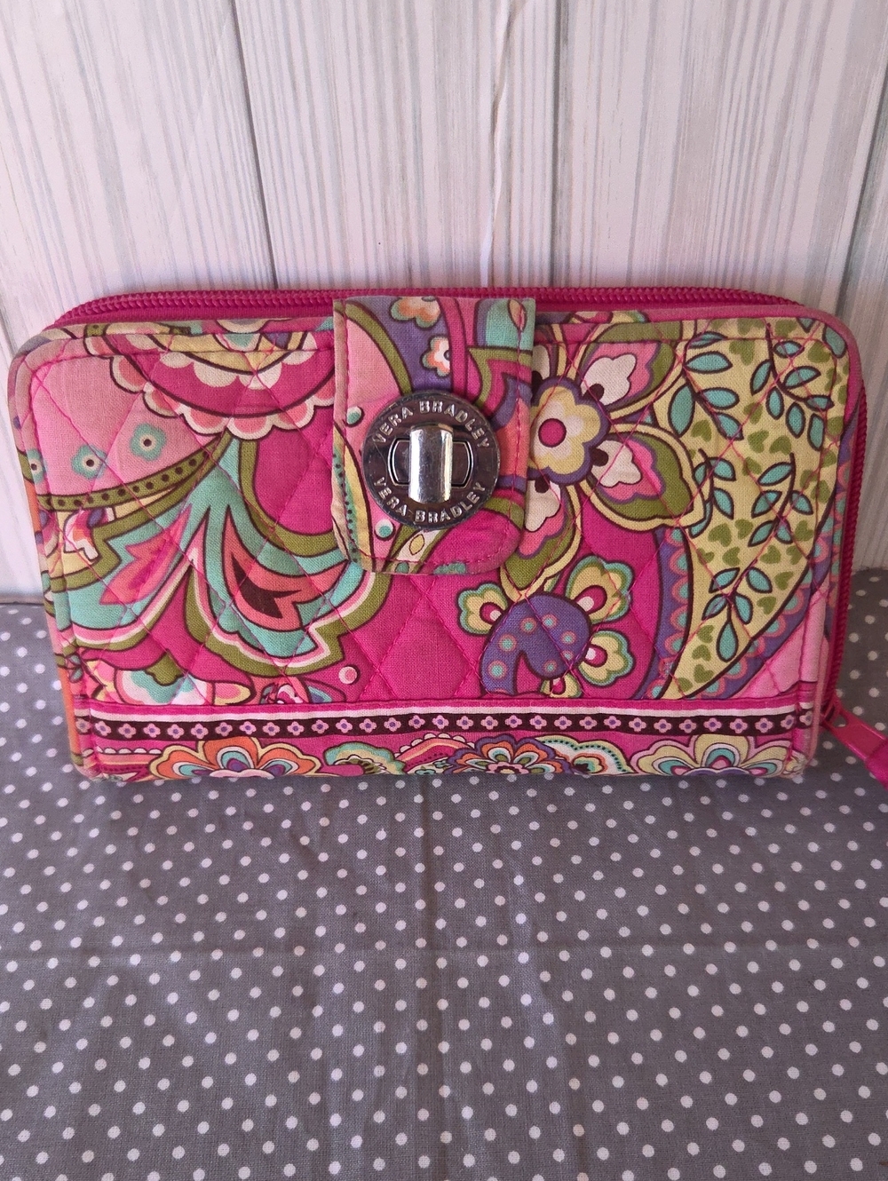 Retired Vera Bradley Quilted Floral Zip Wallet - Pink Swirl